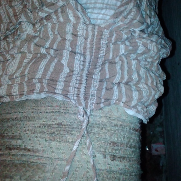 Mixed Threads Los Angeles XS Black laced Top - Picture 2 of 3